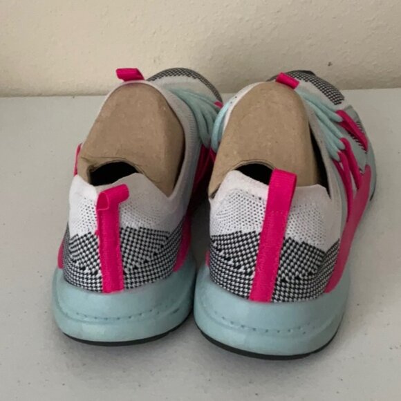 ‼️final must bundle‼️Athletic Works Knit Cage Sneakers - Picture 3 of 7